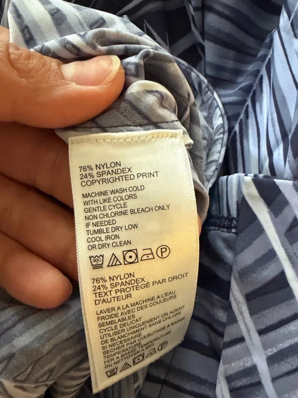 Tommy Bahama Island Zone Navy and White Palm-Print Hooded Jacket - Picture 7 of 7